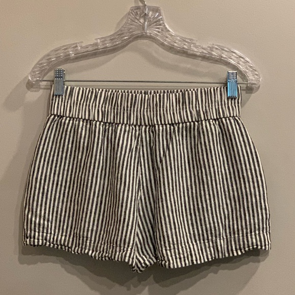 A New Day striped shorts - Picture 2 of 4